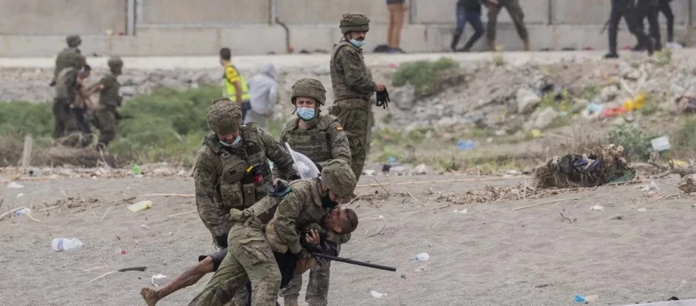 Ισπανία: Σε κατάσταση ανάγκης λόγω παράνομων μεταναστών η Θέουτα - Κινητοποιήθηκε ο Στρατός